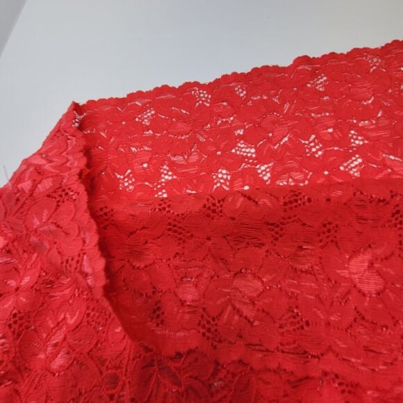 Red Tank Top Lace Camisole SIZE M - Stretchy Top -  NEW - Picture 4 of 7